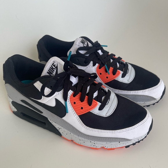 Men’s Nikes shoes size 10 - Picture 4 of 8